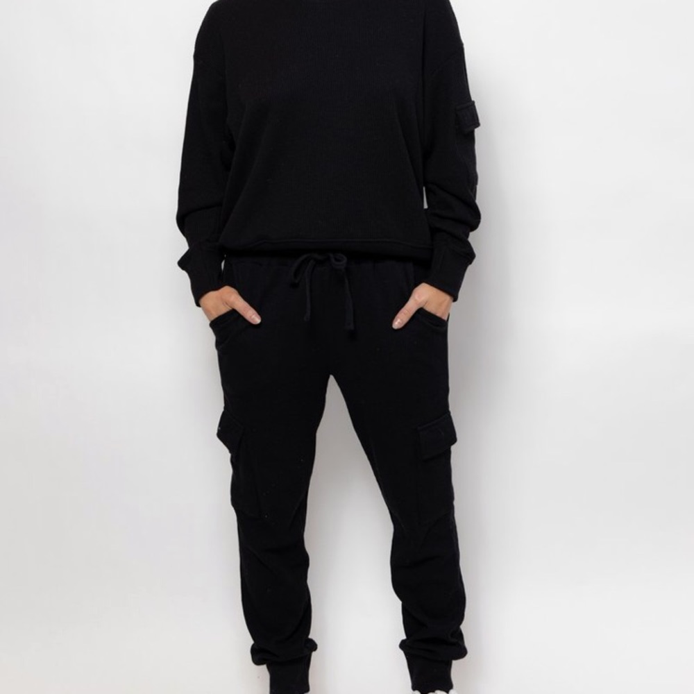 Cargo pants set from Mendocino